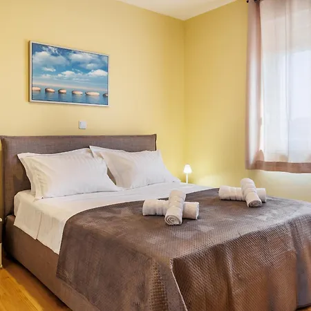 Casa vacanze Fulia With Pool Galižana